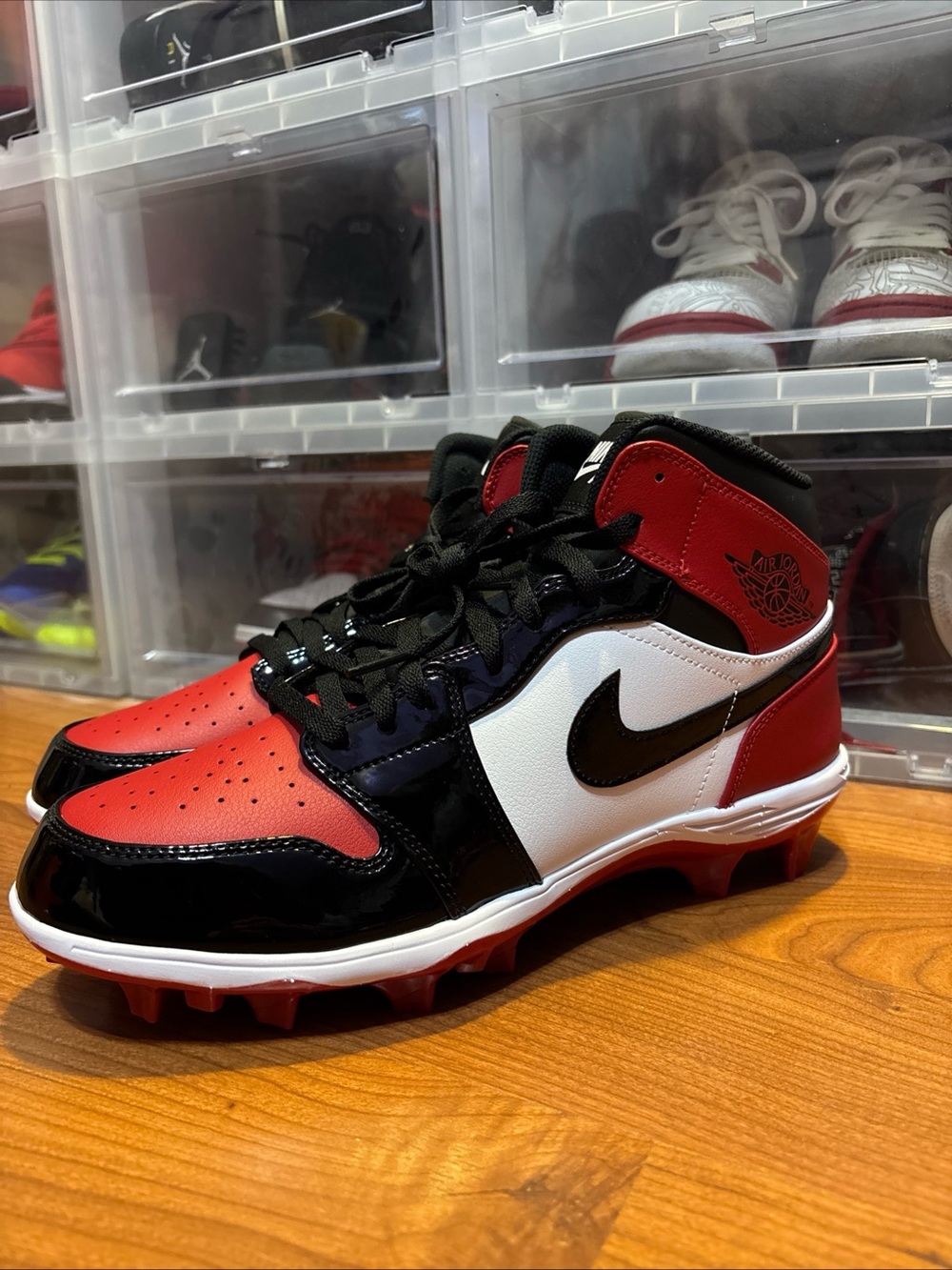 Air Jordan 1 Mid TD Cleat Bred Toe FJ6805-601 Football Cleats Men’s NWOB